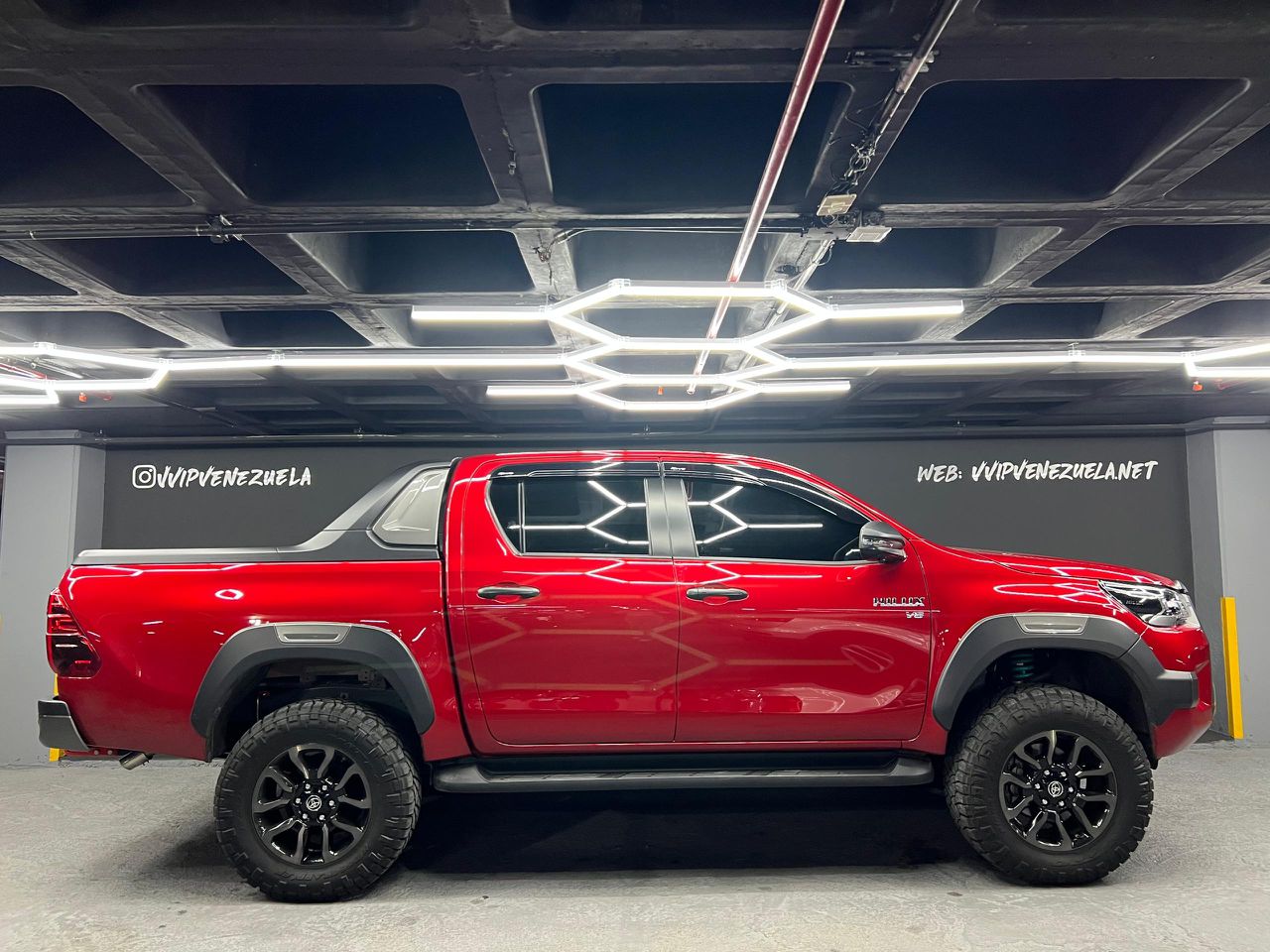 Toyota Hilux Adventure SR5 V6 4.0 – Año 2023