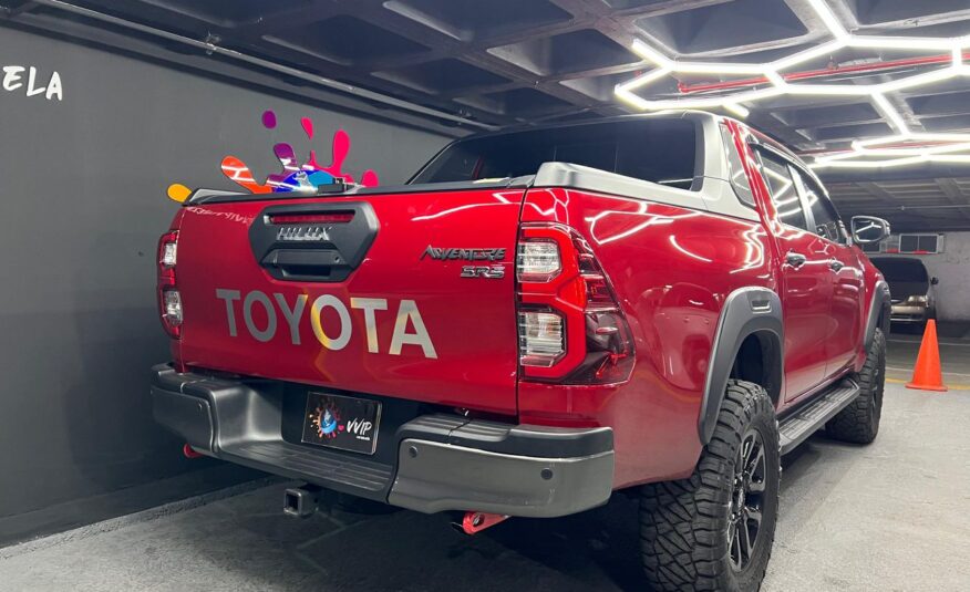 Toyota Hilux Adventure SR5 V6 4.0 – Año 2023