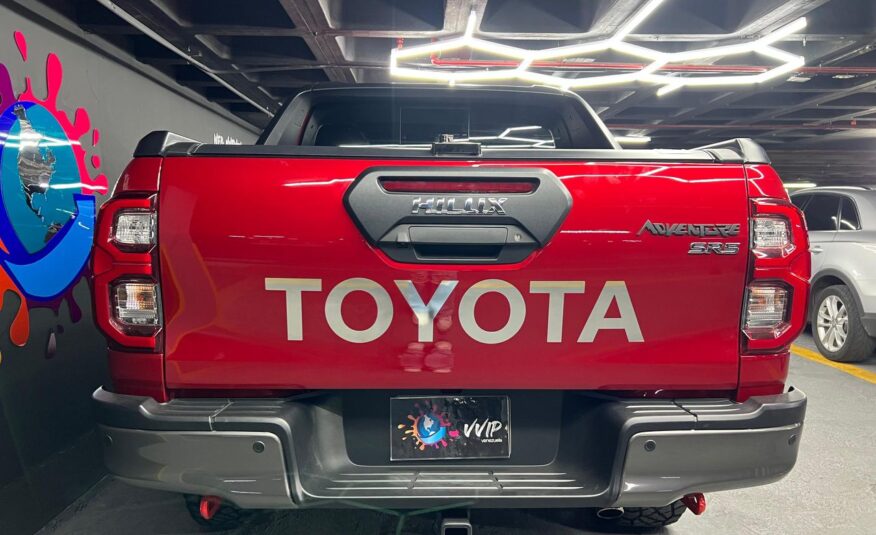 Toyota Hilux Adventure SR5 V6 4.0 – Año 2023
