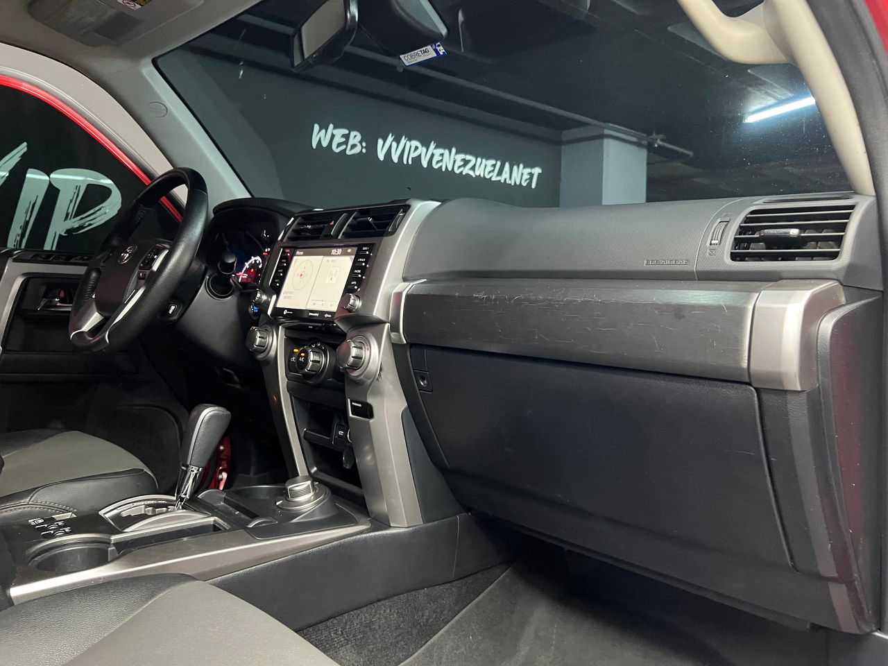 Toyota 4Runner SR5 – Año 2022