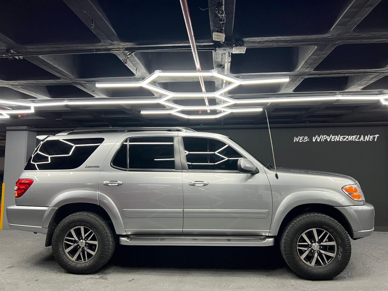 Toyota Sequoia Limited V8 -Año 2002