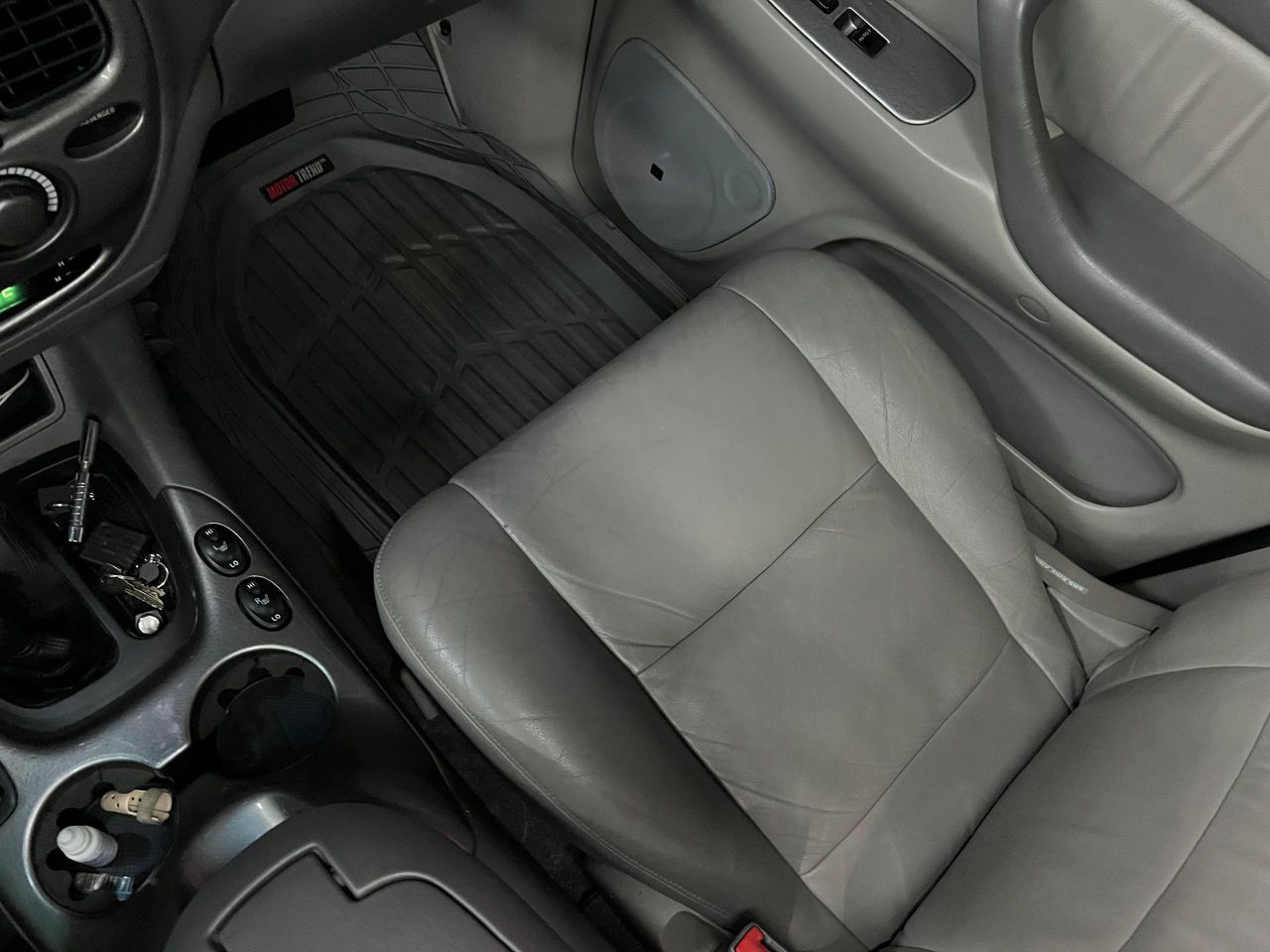 Toyota Sequoia Limited V8 -Año 2002