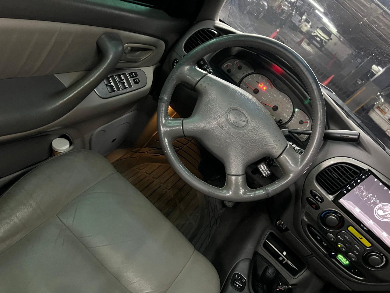 Toyota Sequoia Limited V8 -Año 2002