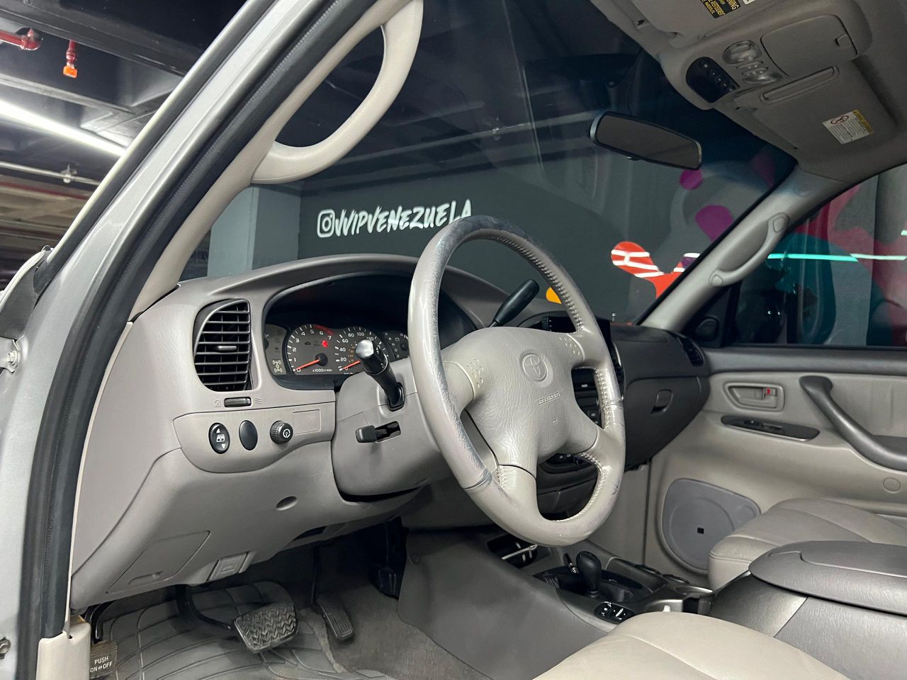 Toyota Sequoia Limited V8 -Año 2002