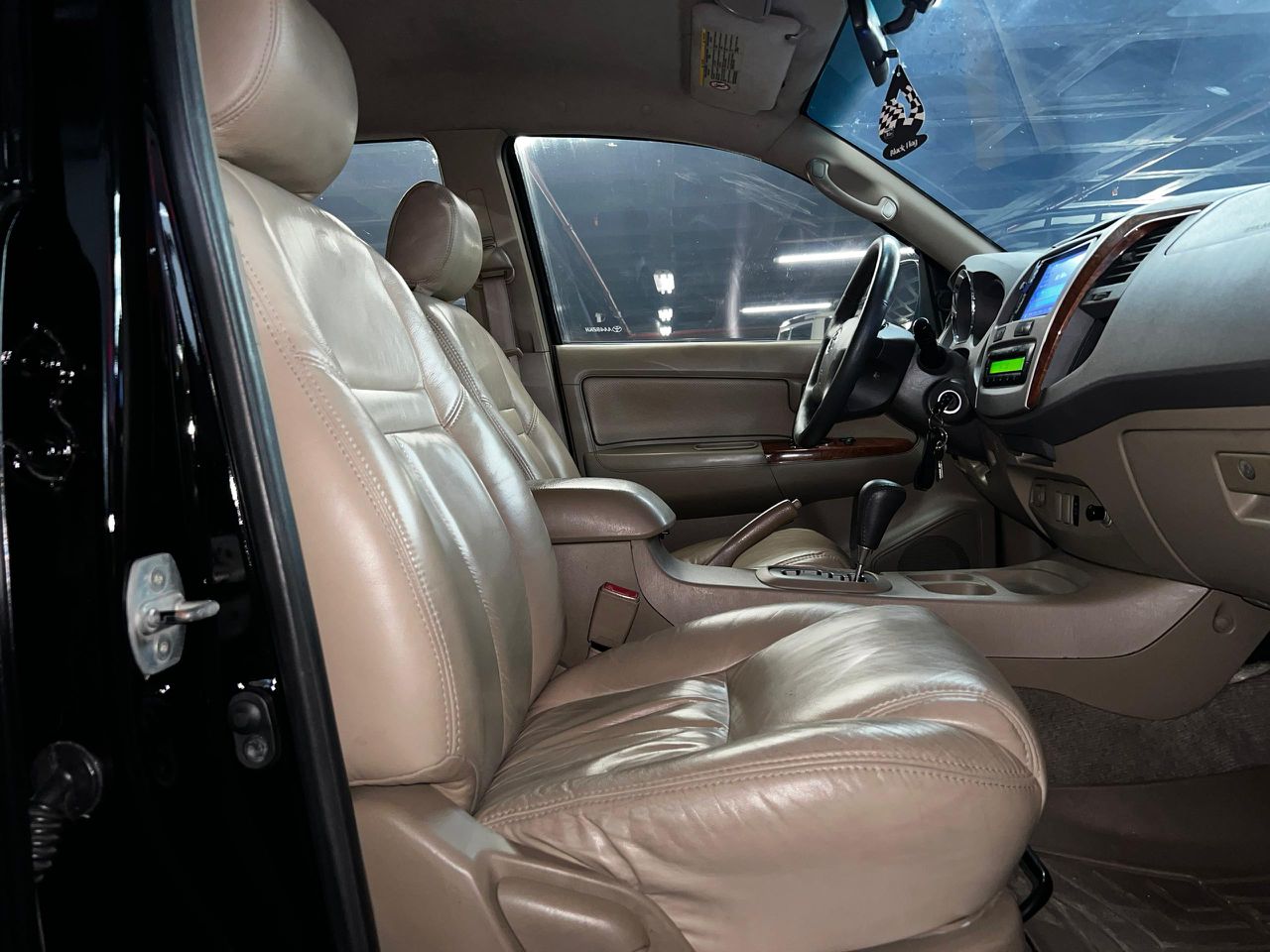 Toyota Fortuner – Año 2011