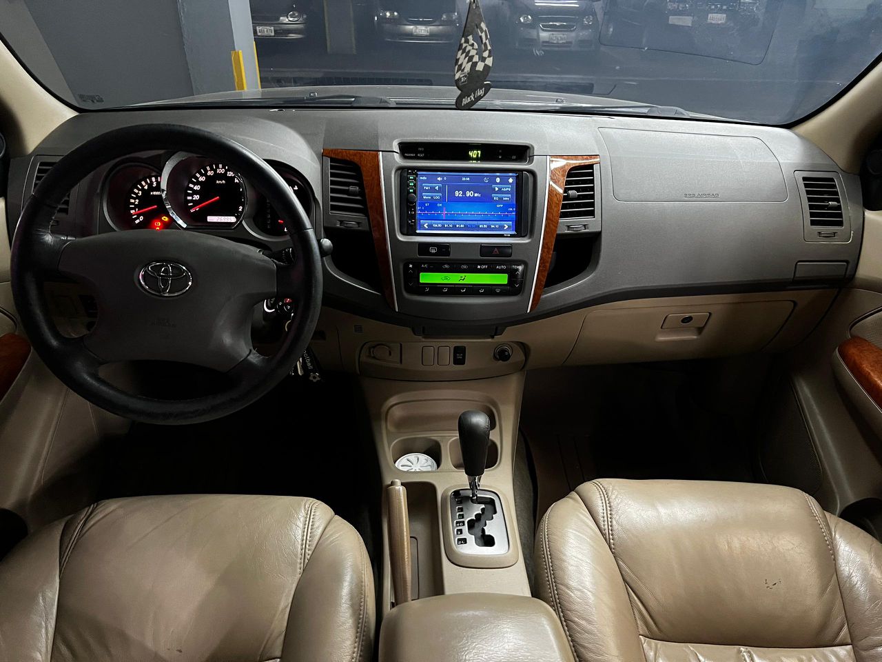 Toyota Fortuner – Año 2011