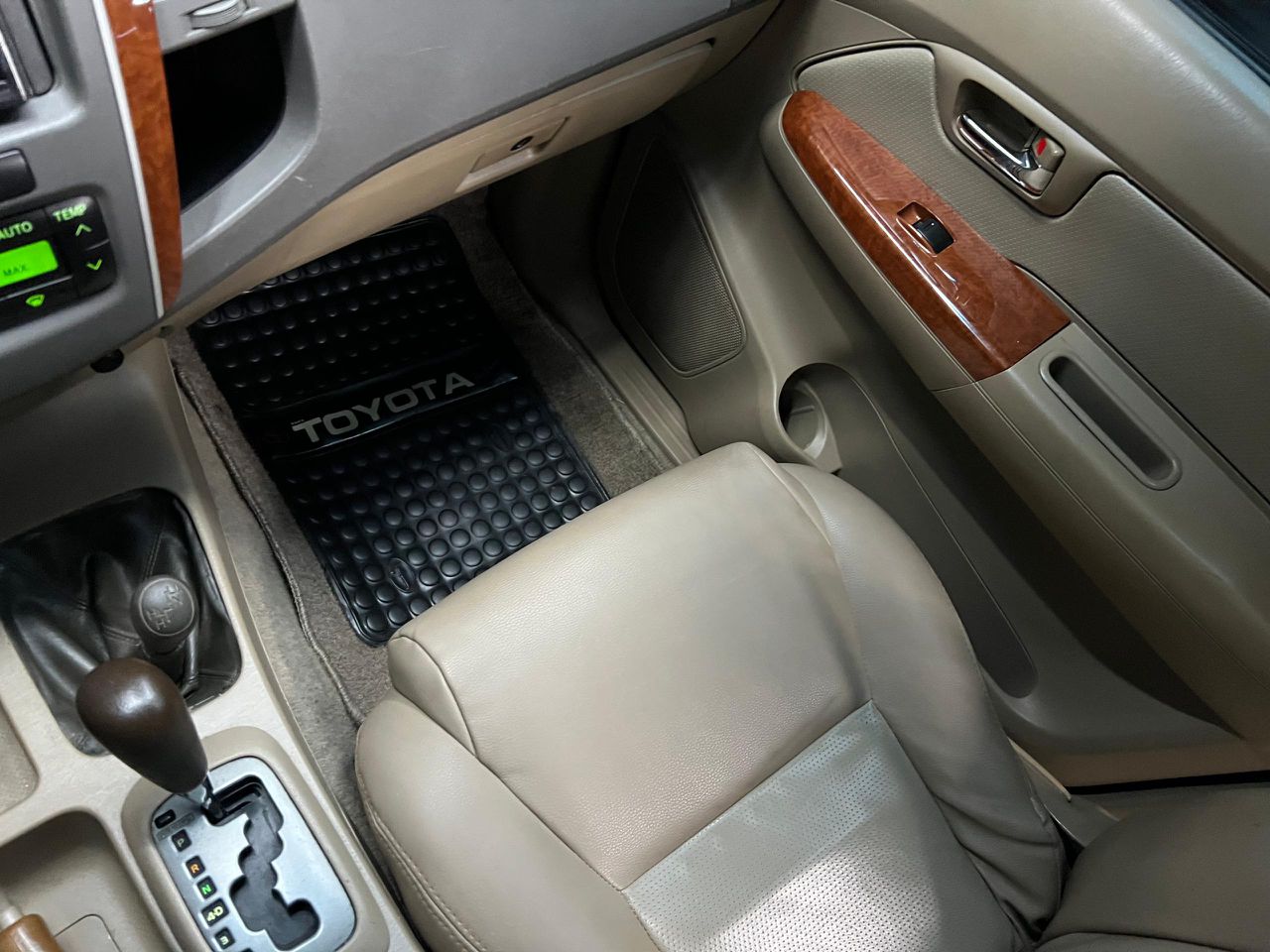 Toyota Fortuner – Año 2011