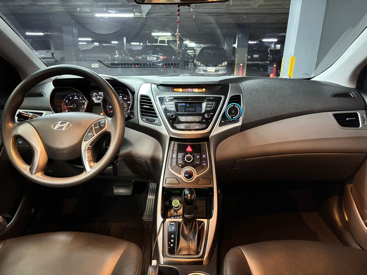 Hyundai Elantra – Año 2016