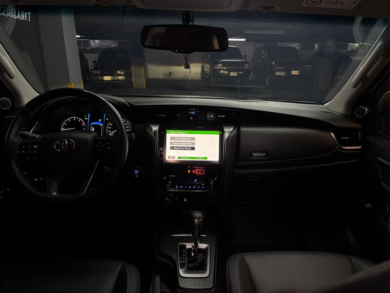 Toyota Fortuner SRX V6 – Año 2023