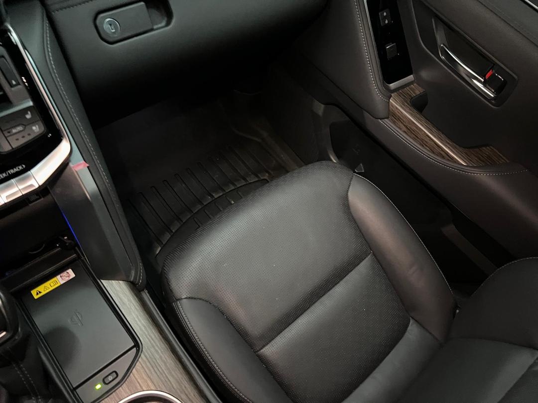 Toyota LC300 – Año 2024