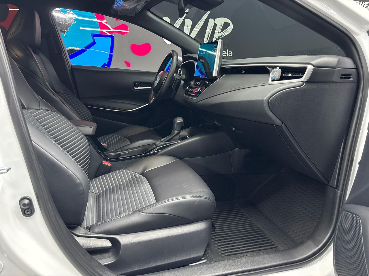 Toyota Corolla XSE – Año 2025