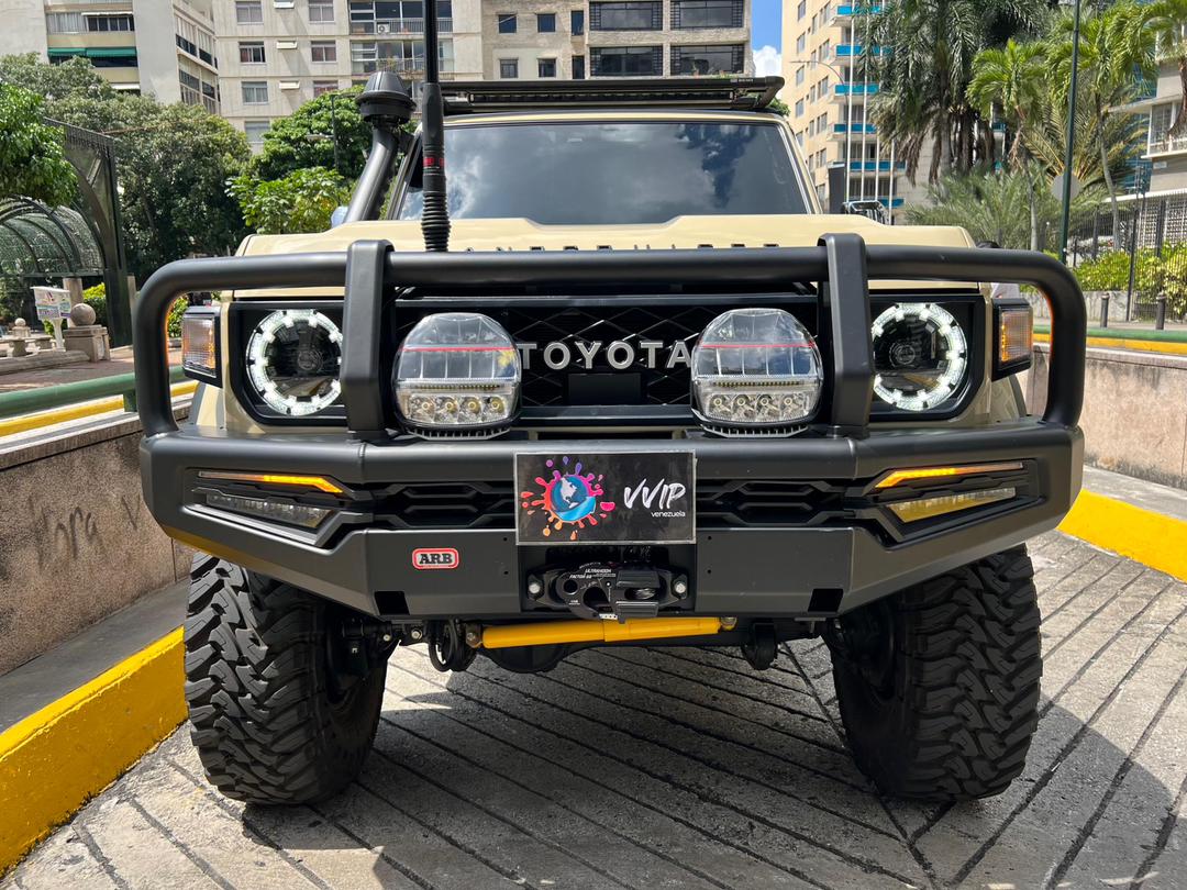 Toyota Land Cruiser LX V6 40 Aniversario – Año 2025