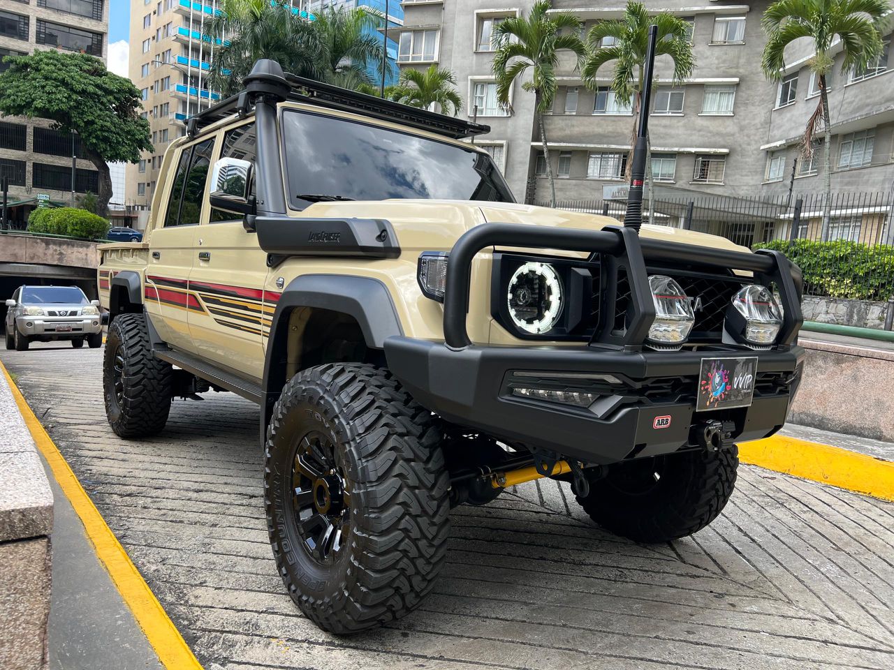 Toyota Land Cruiser LX V6 40 Aniversario – Año 2025