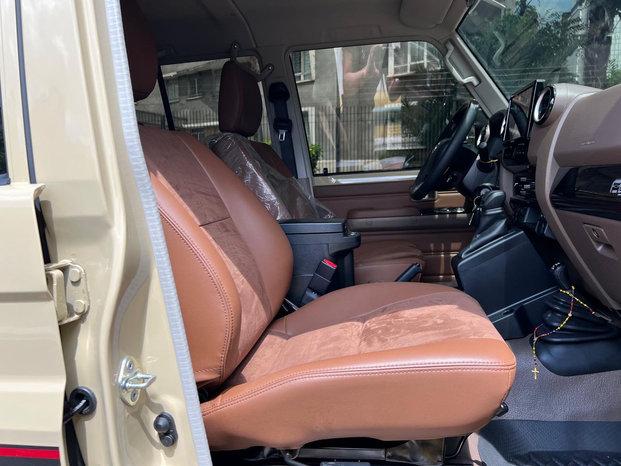 Toyota Land Cruiser LX V6 40 Aniversario – Año 2025