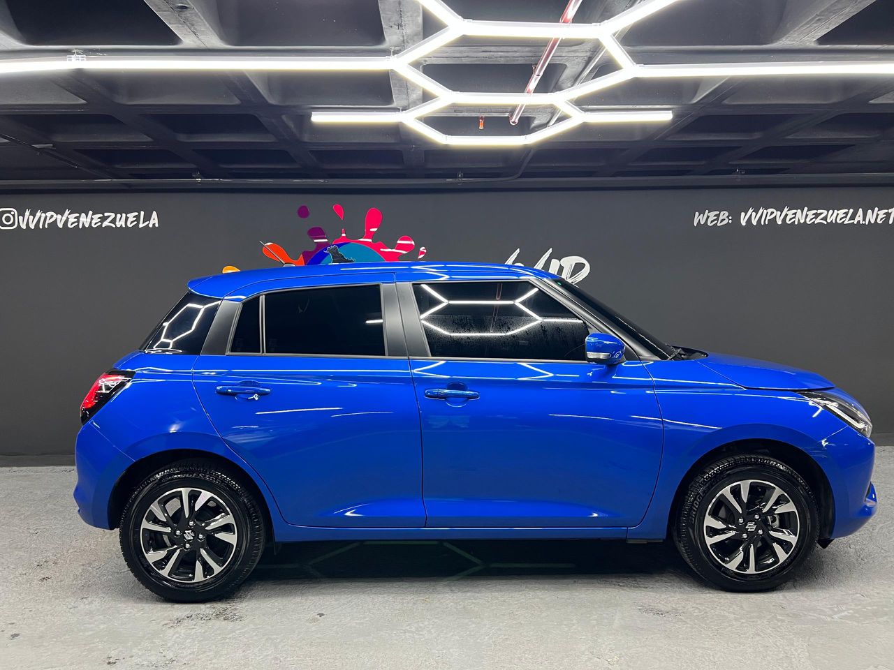 Suzuki Swift GLX – Año 2025
