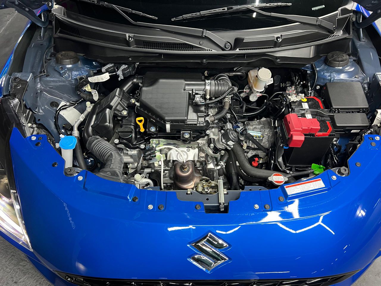 Suzuki Swift GLX – Año 2025