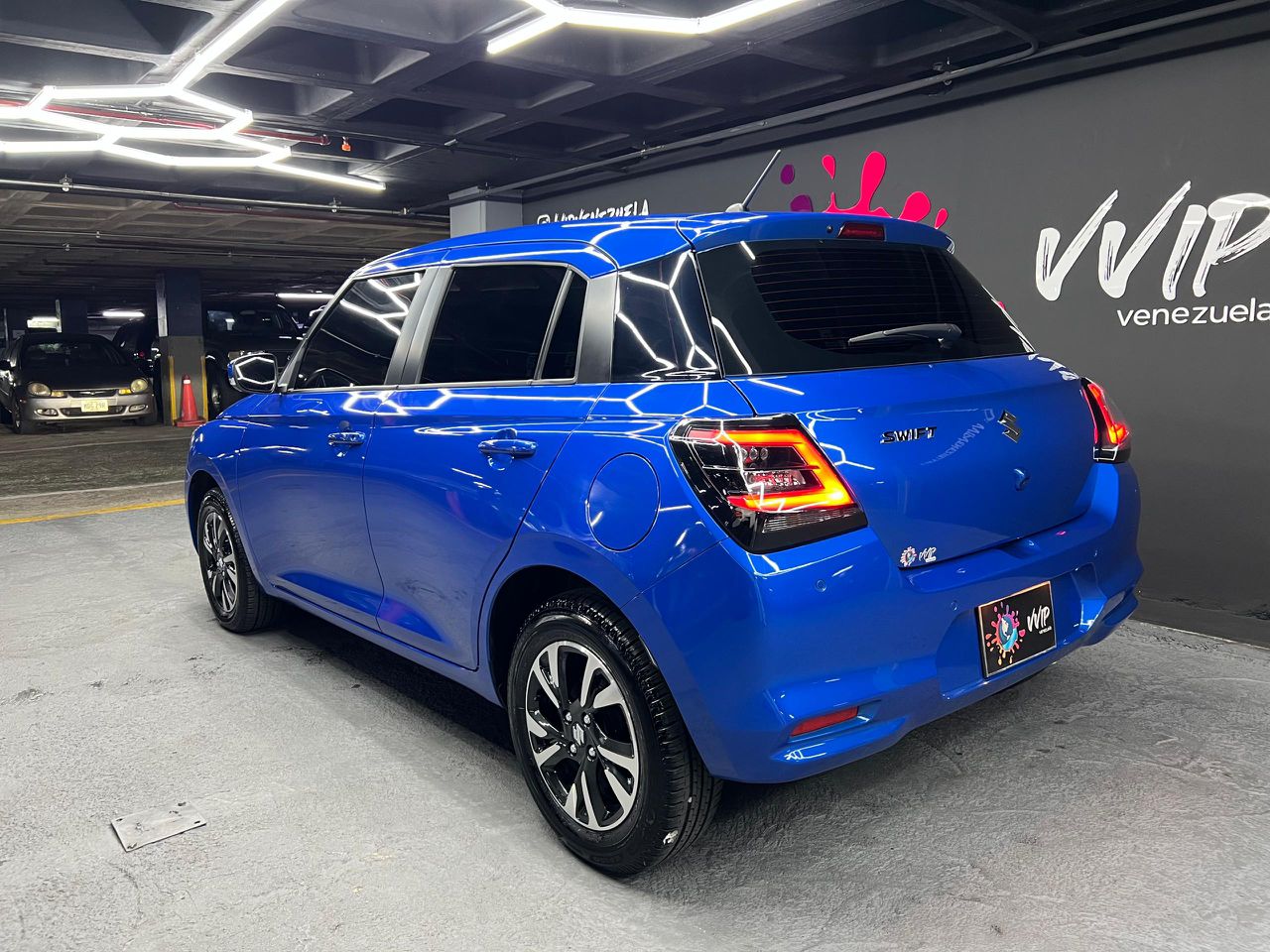 Suzuki Swift GLX – Año 2025