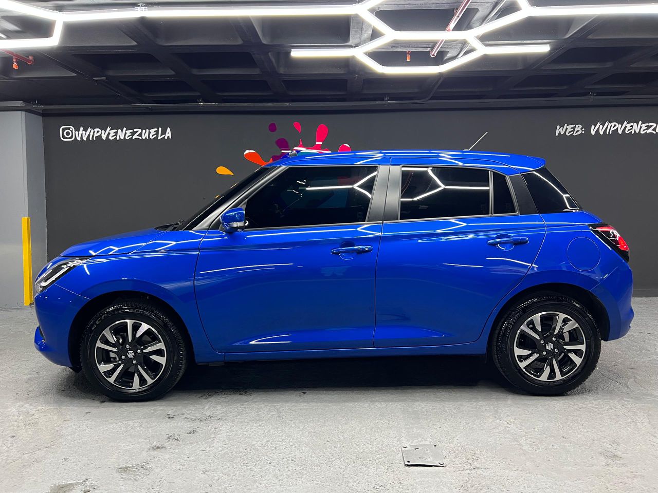 Suzuki Swift GLX – Año 2025