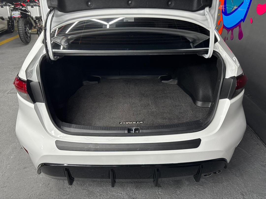 Toyota Corolla 2.0 – Año 2024