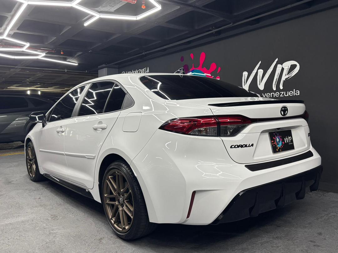 Toyota Corolla 2.0 – Año 2024