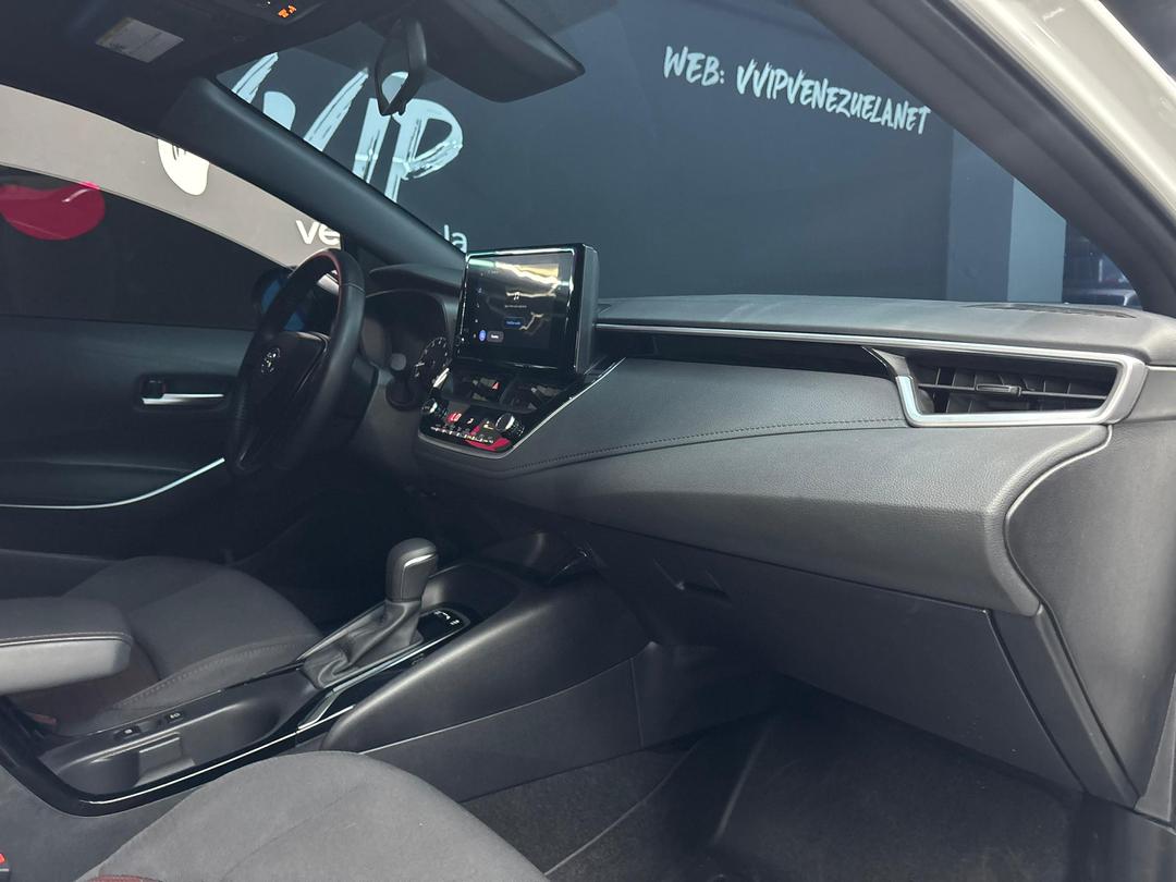 Toyota Corolla 2.0 – Año 2024