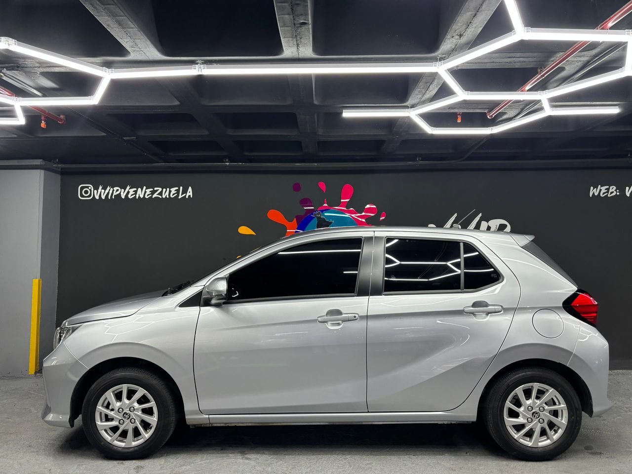 Toyota Agya G – Año 2025