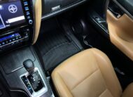 Toyota Fortuner VXR 4.0 V6 – Año 2025