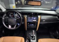 Toyota Fortuner VXR 4.0 V6 – Año 2025