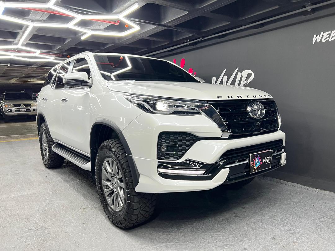 Toyota Fortuner VXR 4.0 V6 – Año 2025