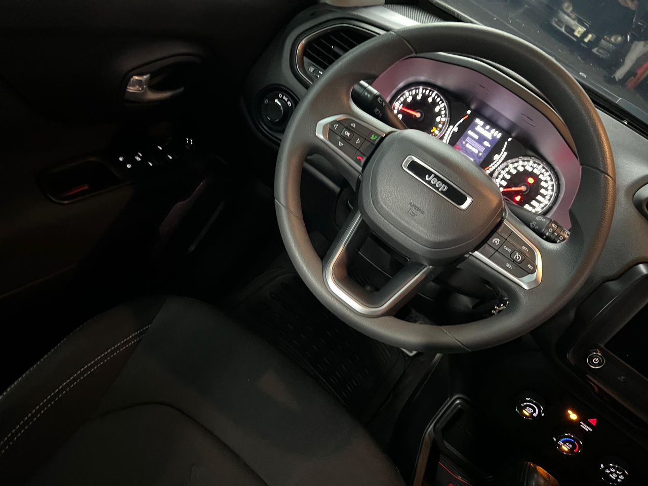 Jeep Renegade T270 Sport – Año 2023