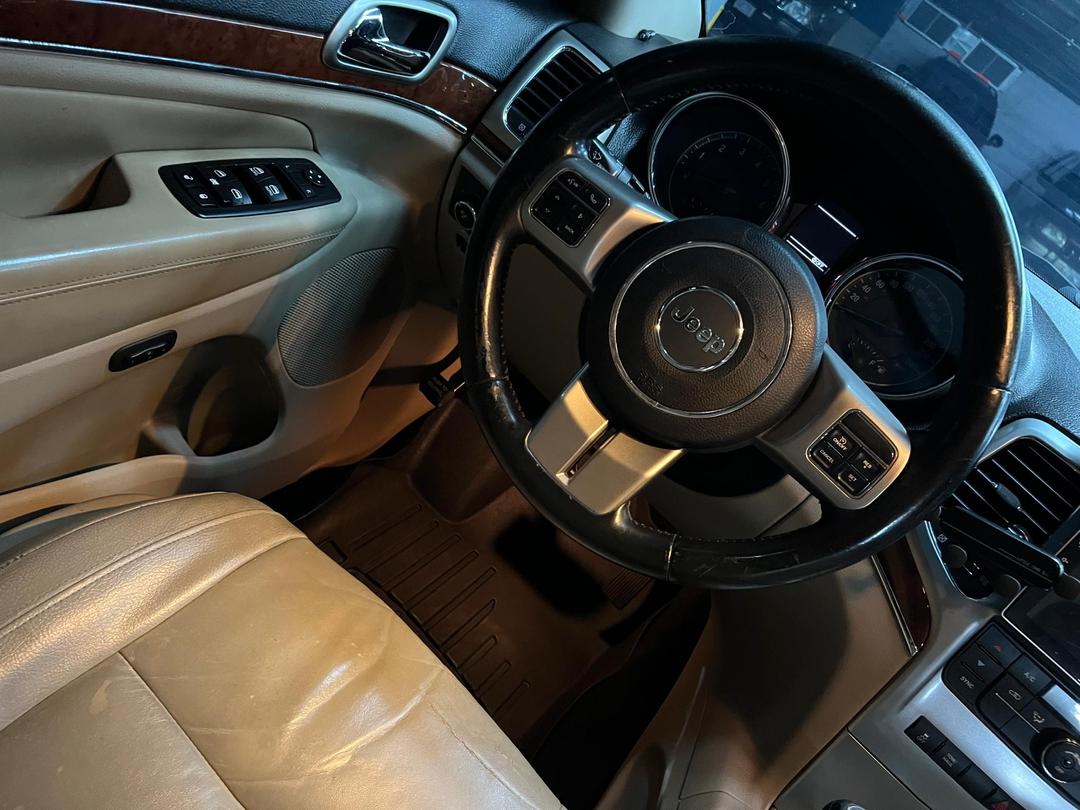 Jeep Grand Cherokee Limited – Año 2013