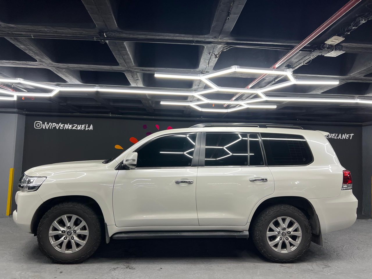 Toyota Land Cruiser V8 5.7 – Año 2021