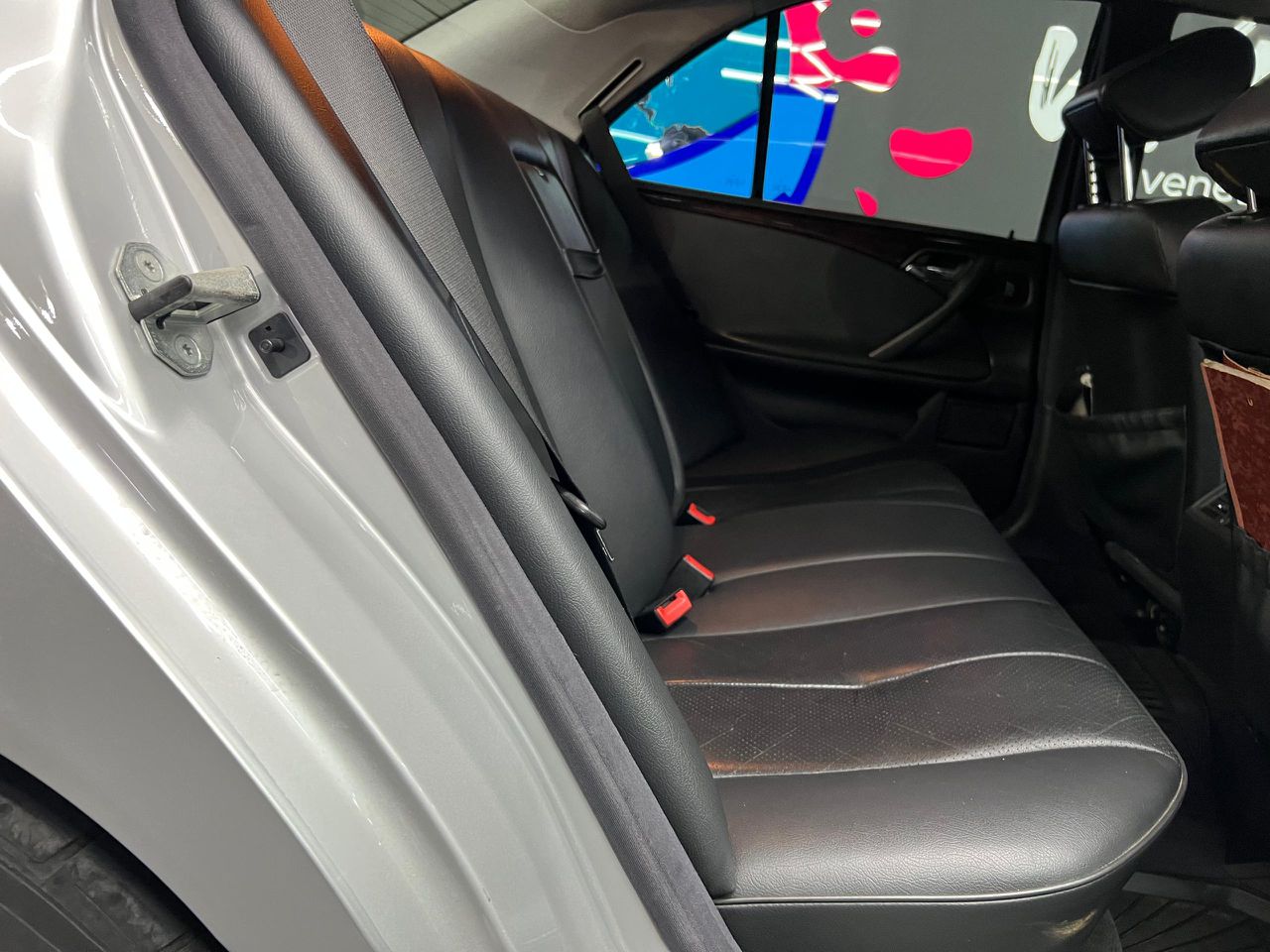 Mercedes E 240 – Año 2002