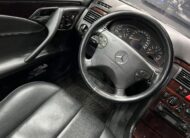 Mercedes E 240 – Año 2002