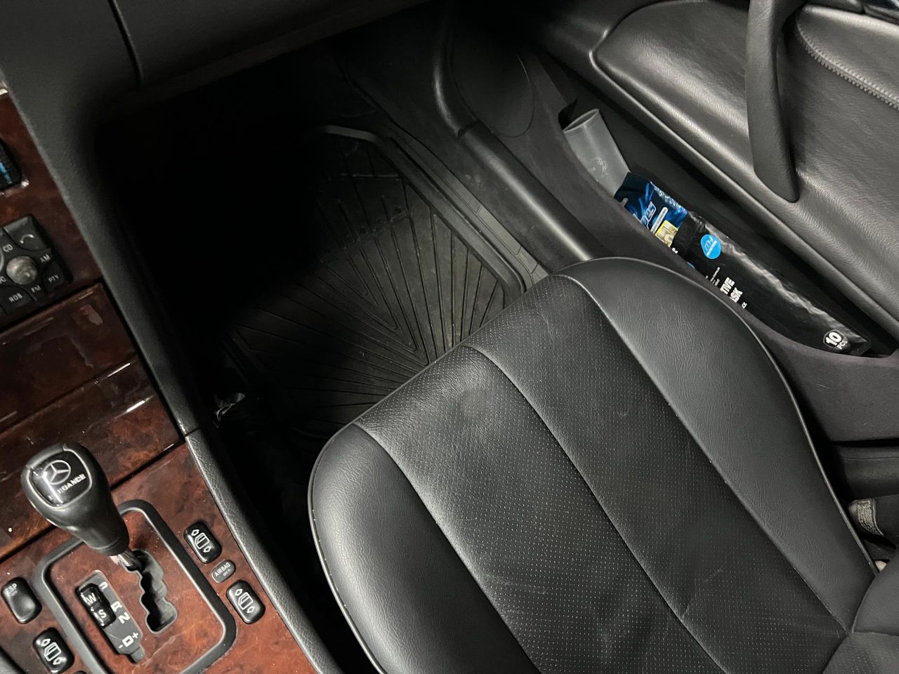 Mercedes E 240 – Año 2002