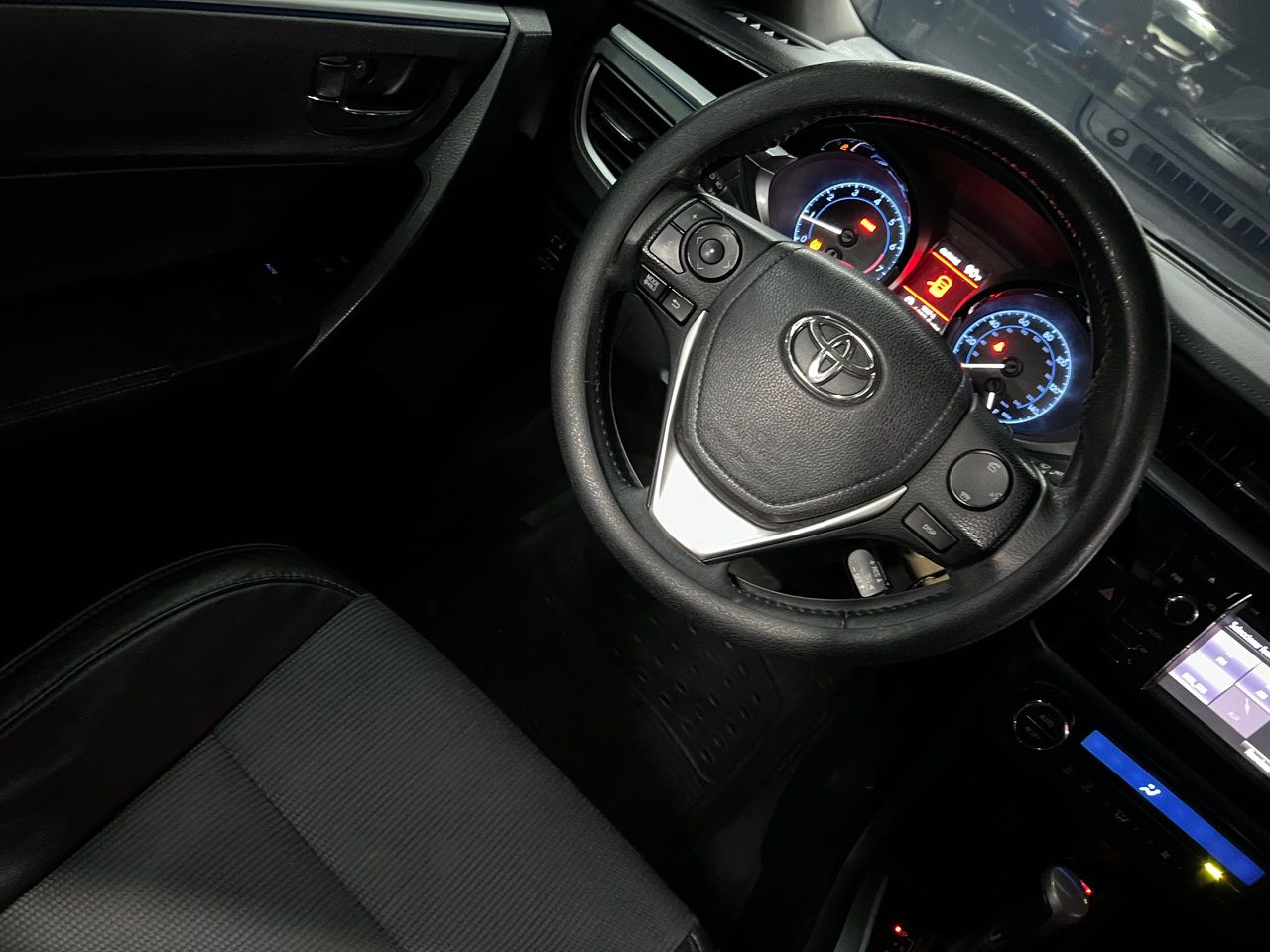 Toyota Corolla S – Año 2014