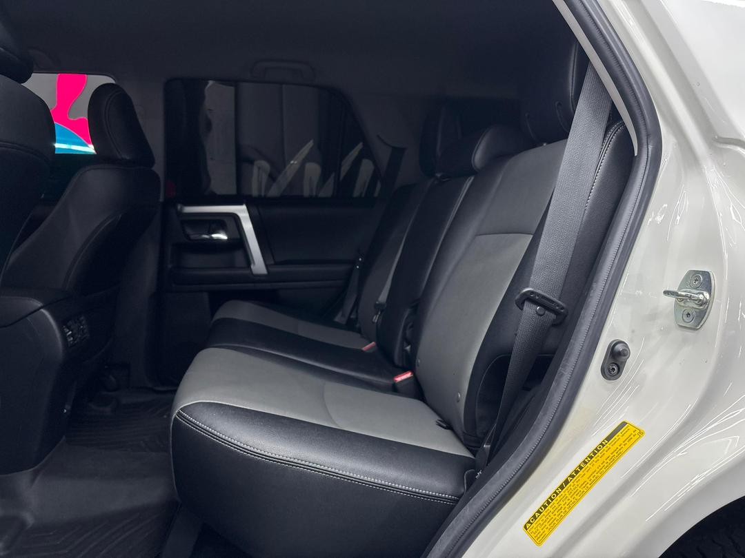 Toyota 4Runner SR5 – Año 2024