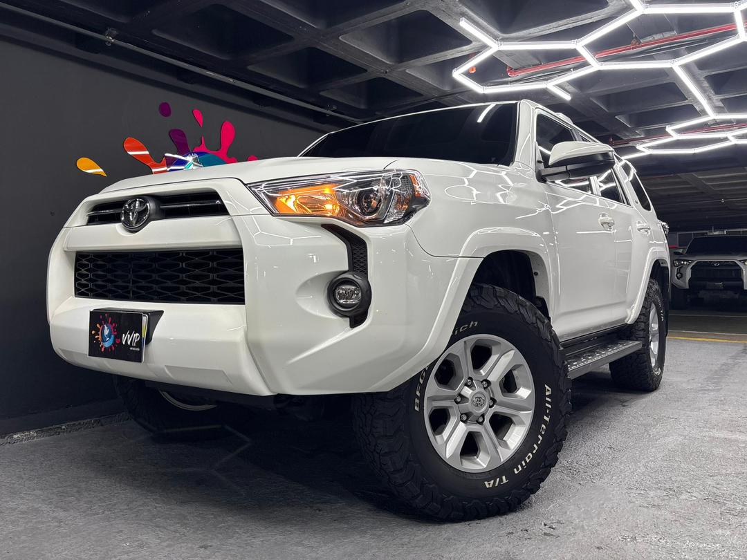 Toyota 4Runner SR5 – Año 2024