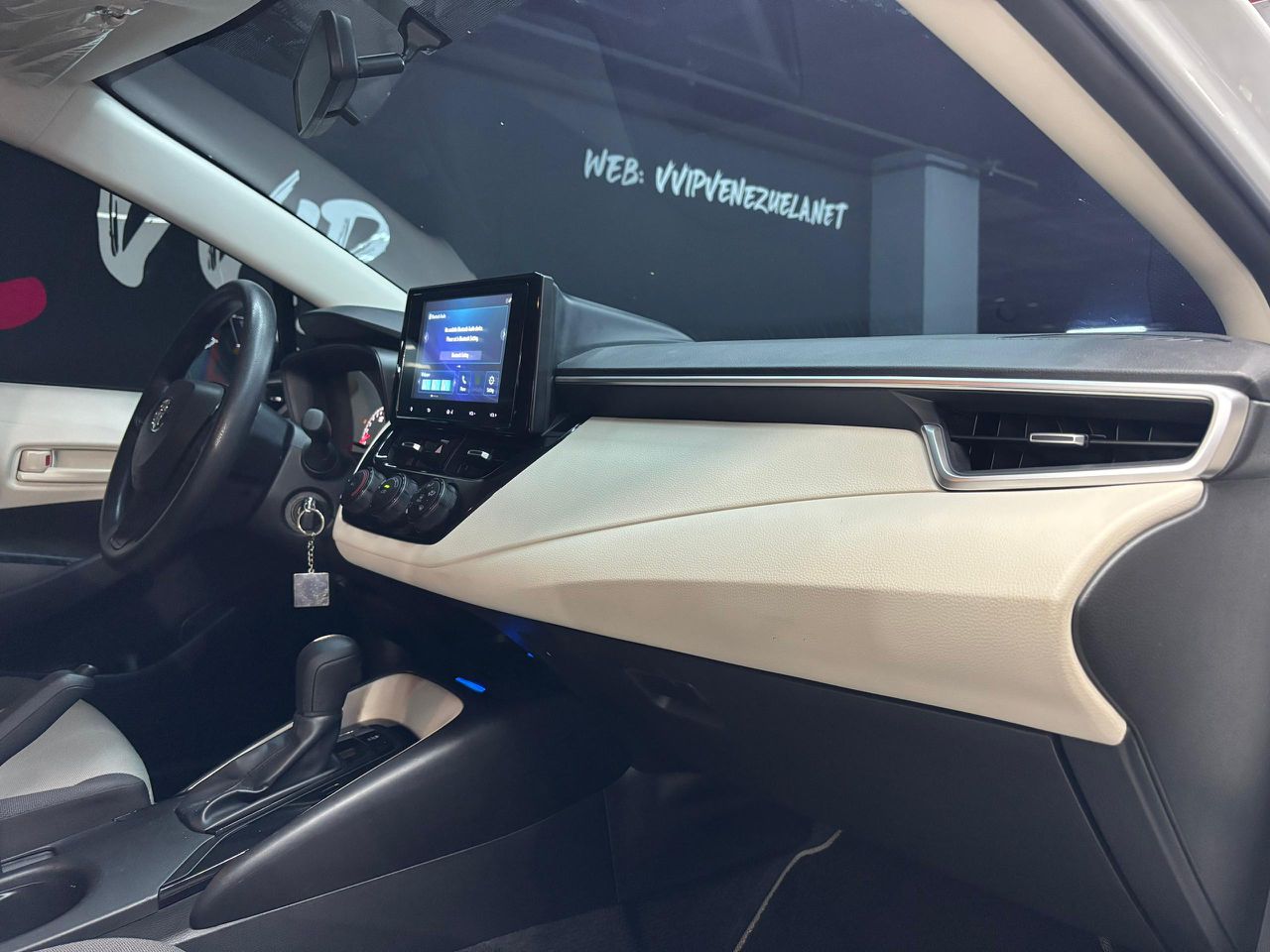 Toyota Corolla + – Año 2024