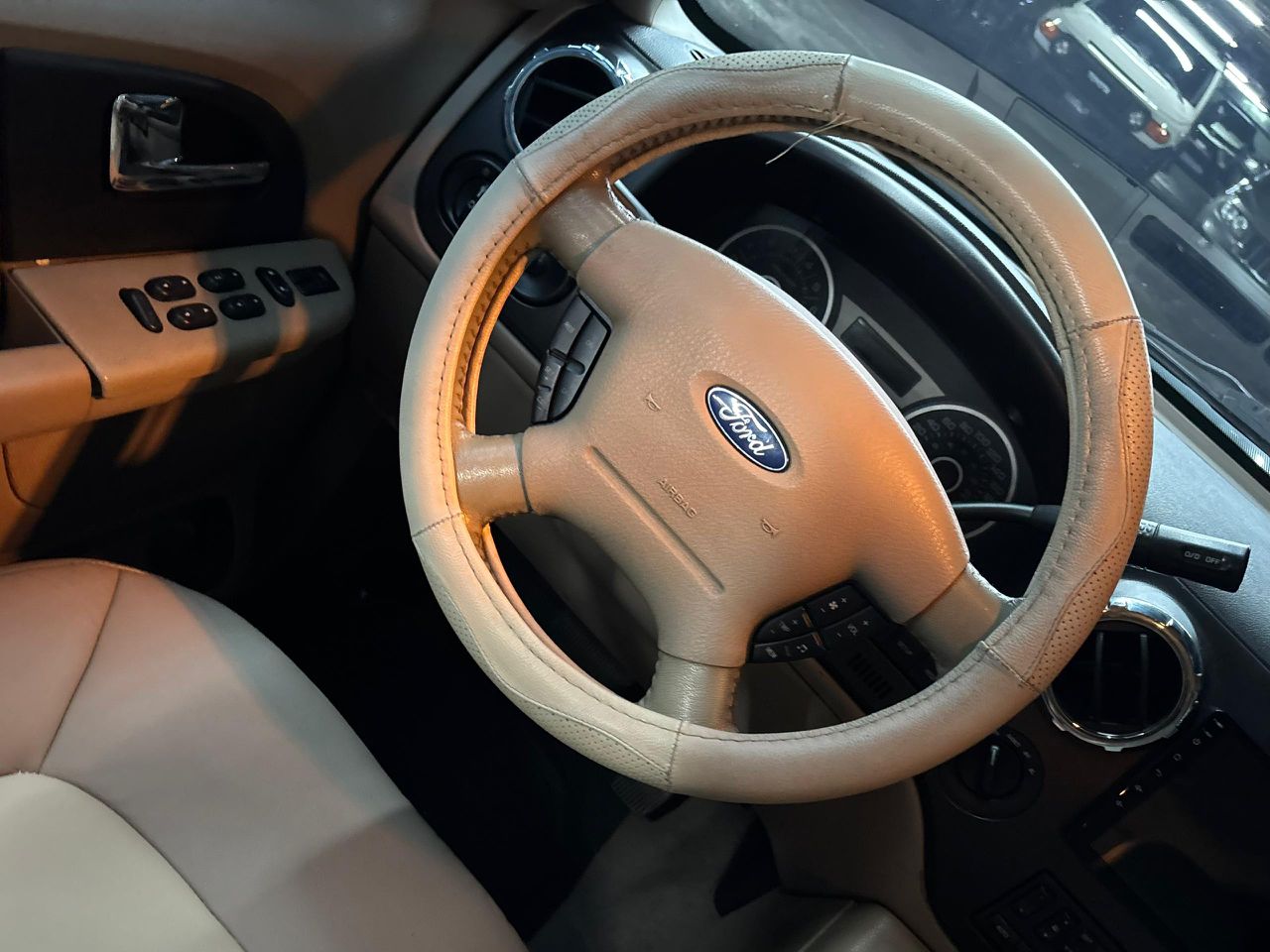 Ford Expedition 4×4 – Año 2006