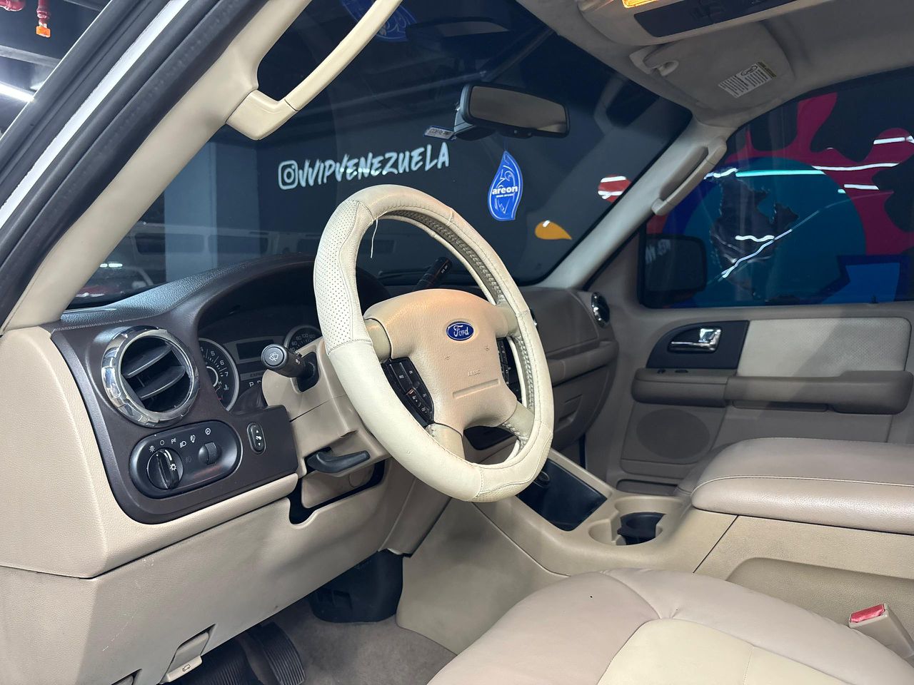 Ford Expedition 4×4 – Año 2006