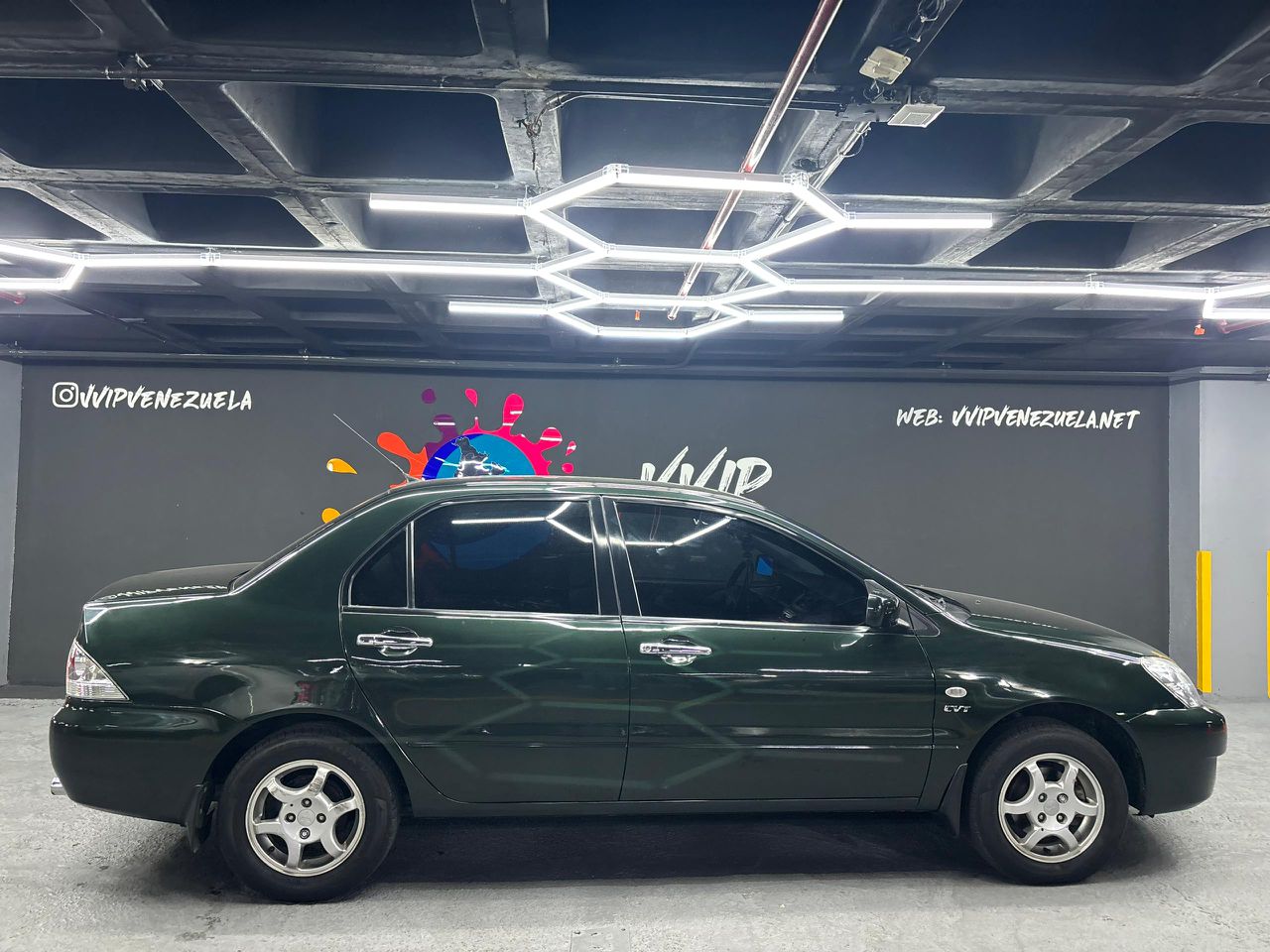 Mitsubishi Lancer GLX – Año 2013