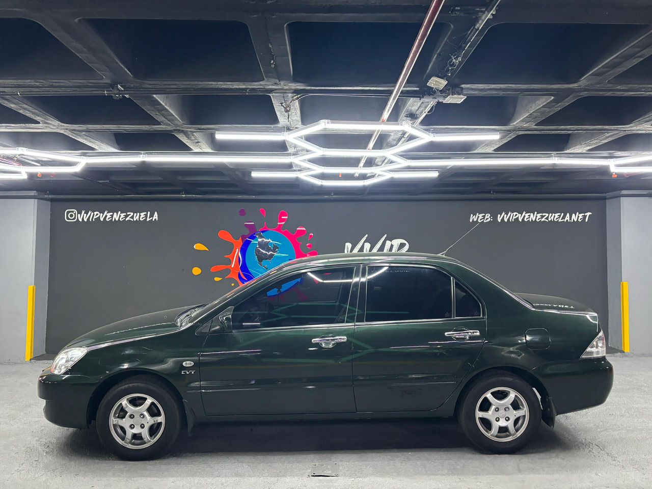 Mitsubishi Lancer GLX – Año 2013