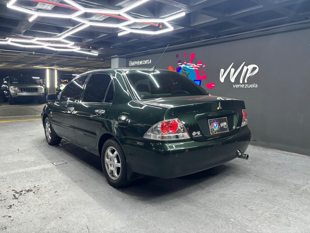 Mitsubishi Lancer GLX – Año 2013