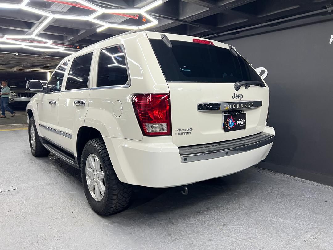 Jeep Grand Cherokee Limited Blindada Nivel III – Año 2008