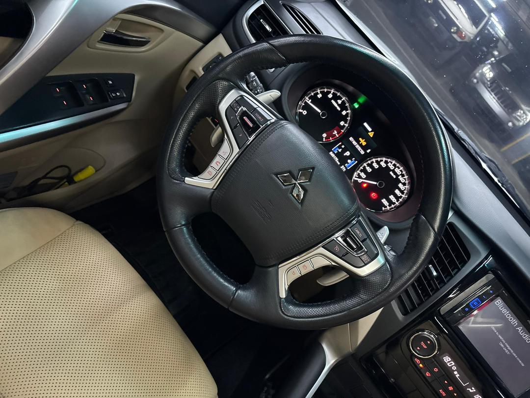 Mitsubishi Montero Sport – Año 2019