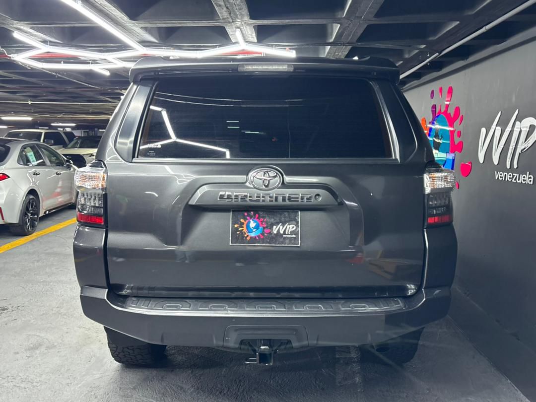 Toyota 4Runner SR5 – Año 2019