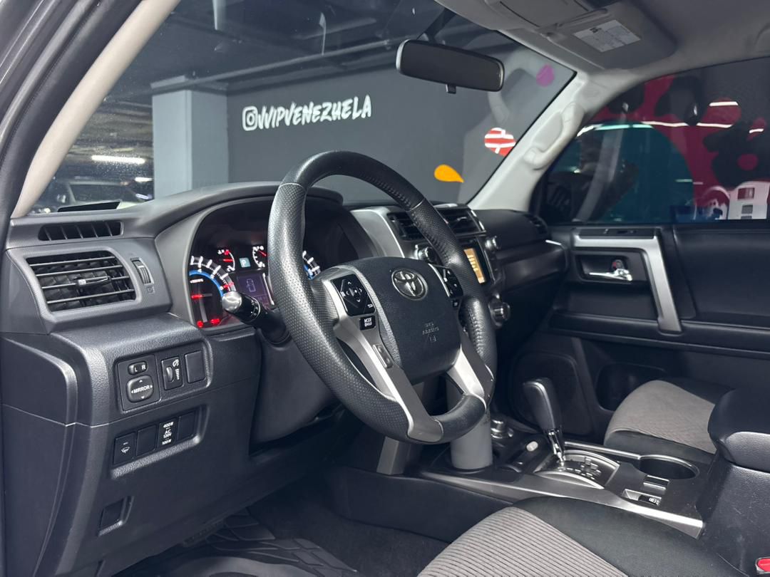 Toyota 4Runner SR5 – Año 2019