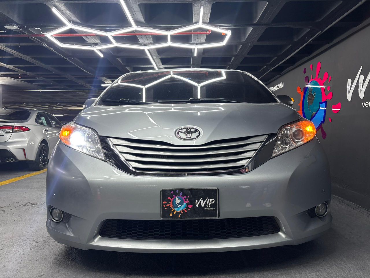 Toyota Sienna Limited AWD Blindada Nivel III – Año 2014