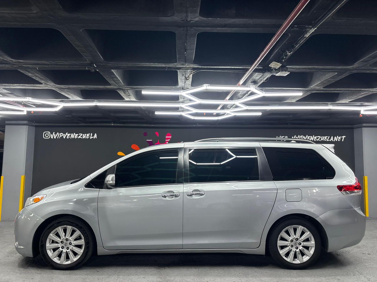 Toyota Sienna Limited AWD Blindada Nivel III – Año 2014